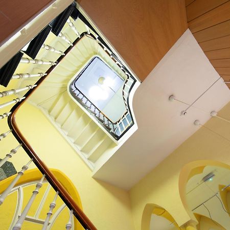 Hotel Reichshof Garni Шверте Экстерьер фото