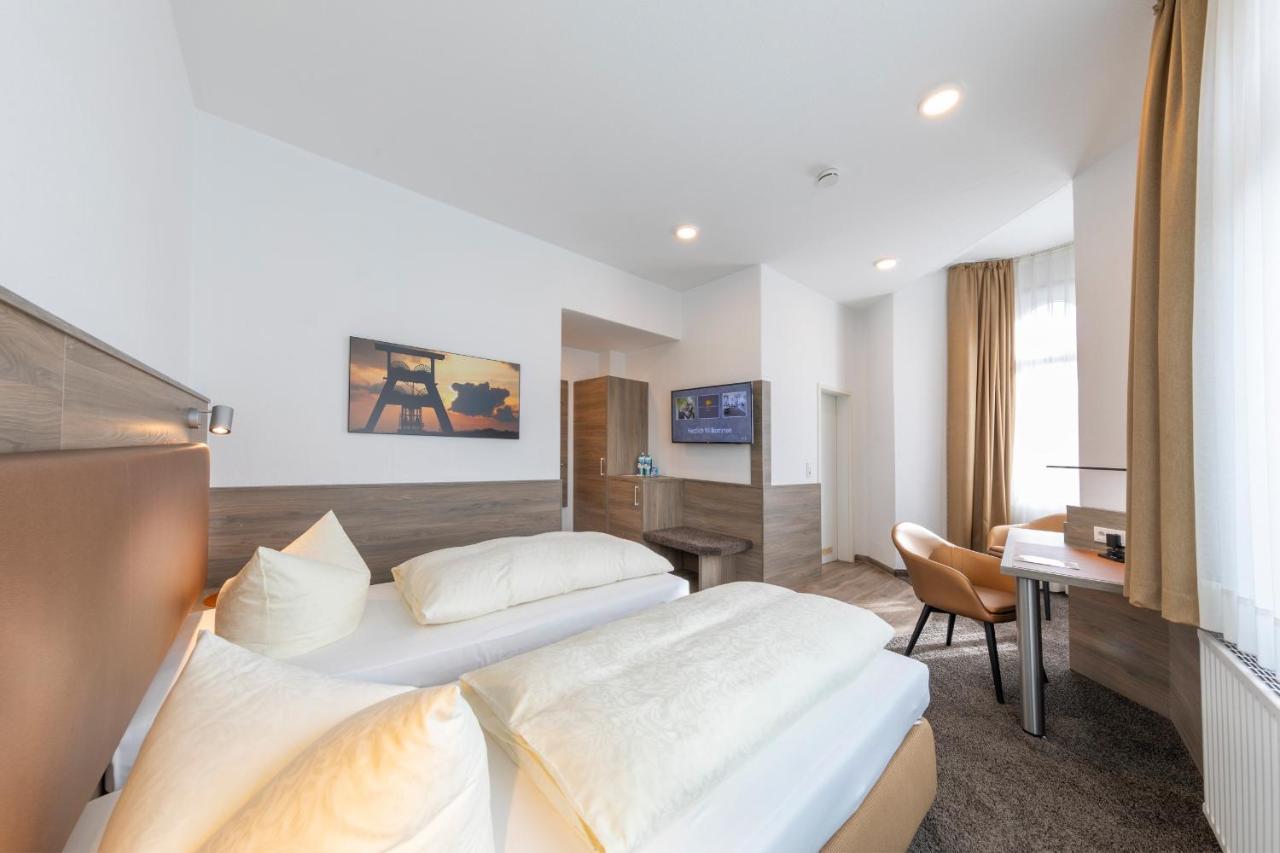 Hotel Reichshof Garni Шверте Экстерьер фото